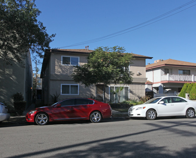 1807 N Alexandria Ave in Los Angeles, CA - Building Photo - Building Photo