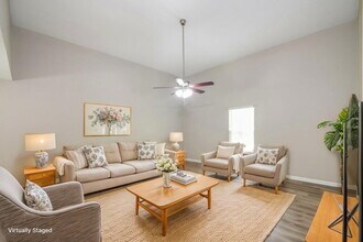 4829 Lincoln Rd in Indianapolis, IN - Building Photo - Building Photo