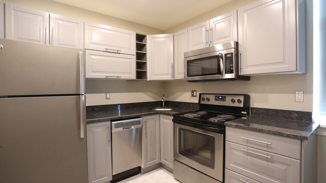 Microliving @ 260 S 4th Street in Columbus, OH - Foto de edificio - Interior Photo