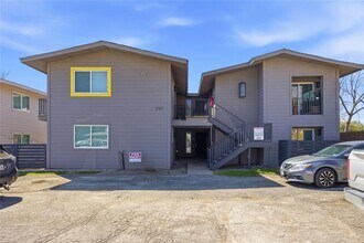 2705 Windswept Cove in Austin, TX - Foto de edificio - Building Photo