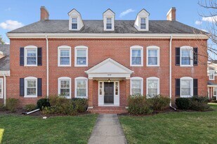 3476 S Utah St in Arlington, VA - Building Photo