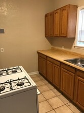 1856 28th Ave in Oakland, CA - Building Photo - Building Photo