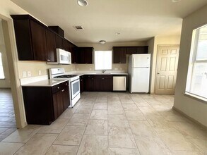 5413 Roosevelt Ave in Austin, TX - Building Photo - Building Photo