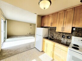 818 N Delaware St in San Mateo, CA - Building Photo