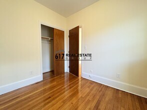 1315 Commonwealth Ave, Unit 507 in Boston, MA - Building Photo - Building Photo