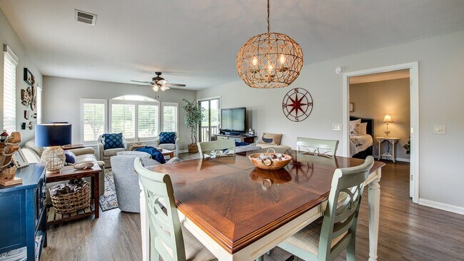 532 Blue Stem Dr in Pawleys Island, SC - Building Photo - Building Photo