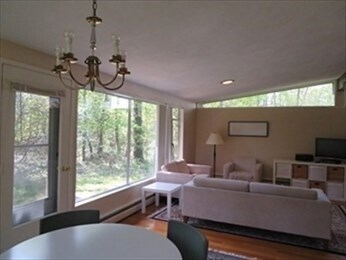 6 Rolfe Rd in Lexington, MA - Building Photo - Building Photo
