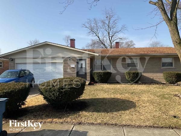 property at 1243 King Ave