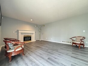10924 160 St in Surrey, BC - Building Photo - Building Photo