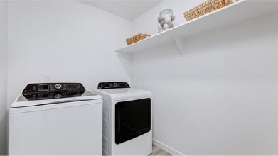 4138 W Perspective St in Eagle, ID - Foto de edificio - Building Photo