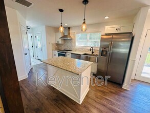 602 W Glenwood Ave NE in Knoxville, TN - Building Photo - Building Photo