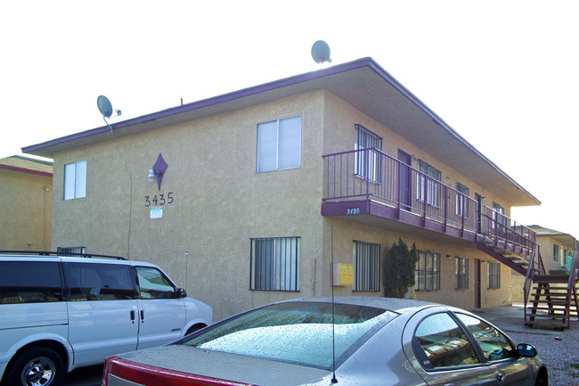 Lioubas Subdivision in North Las Vegas, NV - Foto de edificio - Building Photo