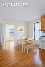 270 E 78th St in New York, NY - Building Photo - Building Photo