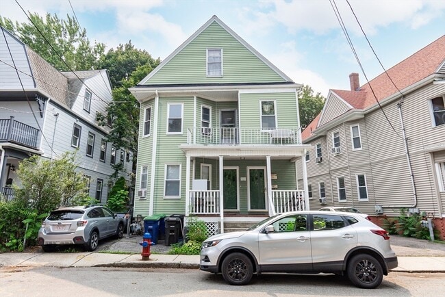 property at 24 Aberdeen Rd