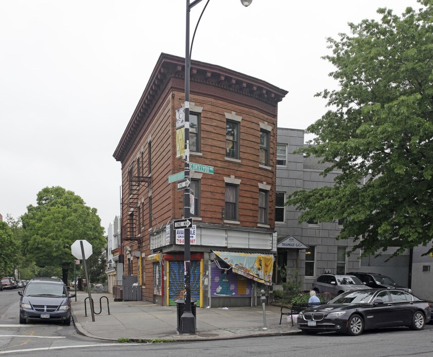 1022 Cortelyou Rd in Brooklyn, NY - Building Photo