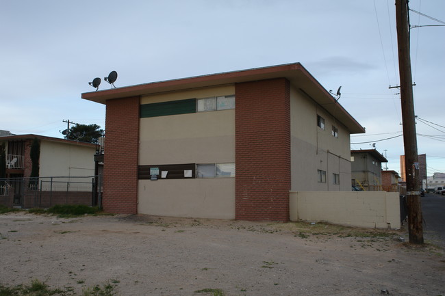 3331 Brussells St in Las Vegas, NV - Building Photo - Building Photo