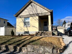 9950 Washington Ave in Loveland, OH - Building Photo