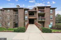 7900 Pearlbush Dr, Unit 102