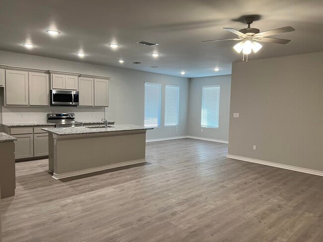 7803 96th St in Lubbock, TX - Building Photo - Building Photo