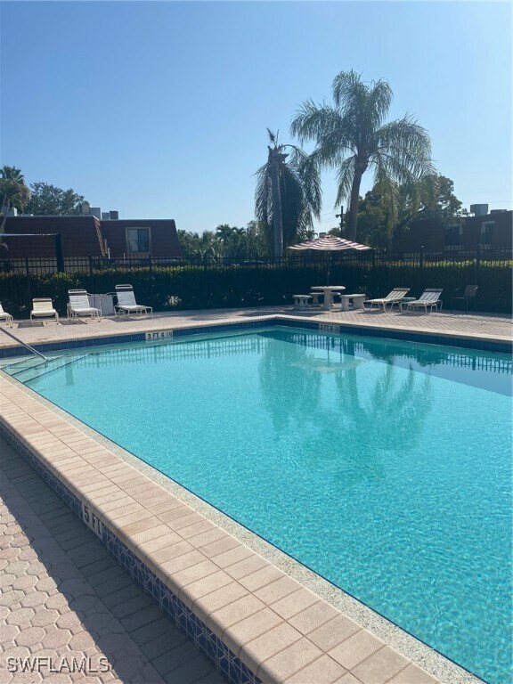 property at 5239 Cedarbend Dr