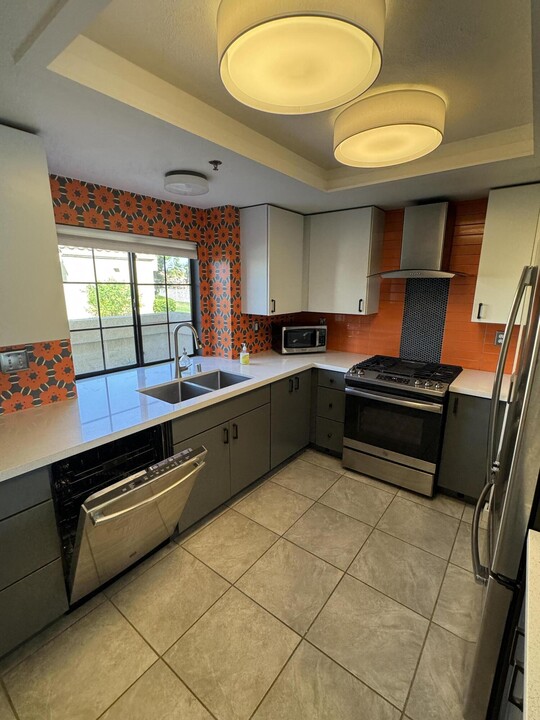 68153 Lakeland Dr in Cathedral City, CA - Building Photo