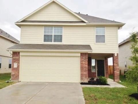 3038 Junction Dr in Houston, TX - Building Photo