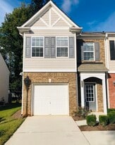2907 Snapfinger Manor in Decatur, GA - Building Photo