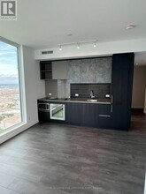 7890 Jane St in Vaughan, ON - Building Photo - Building Photo