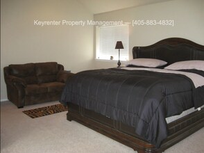 12100 Blueway Ave in Oklahoma City, OK - Building Photo - Building Photo