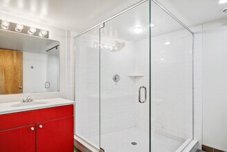 Charter House in Ann Arbor, MI - Foto de edificio - Building Photo