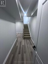 999 Black Cherry Dr in Oshawa, ON - Building Photo