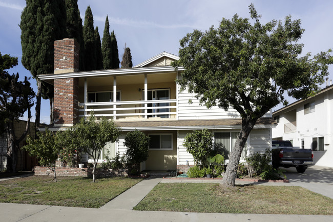 12891 Fern St in Garden Grove, CA - Foto de edificio - Building Photo