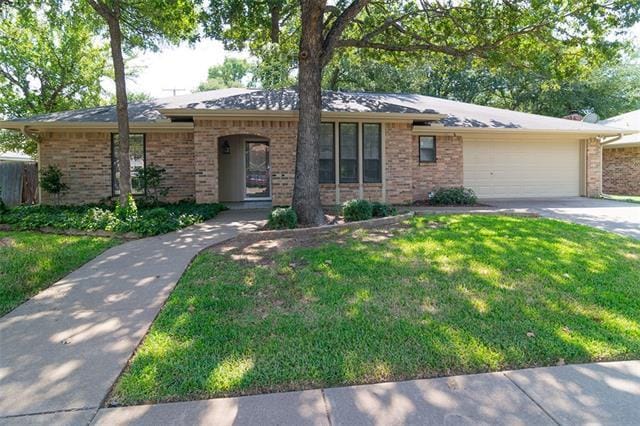 property at 117 Bremen Dr