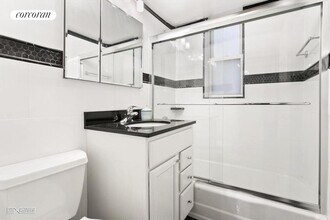 139 E 33rd St in New York, NY - Building Photo - Building Photo