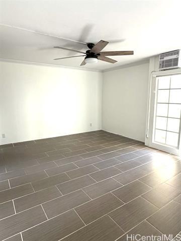 2092 Kuhio Ave. in Honolulu, HI - Foto de edificio - Building Photo