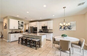 7424 Rainford St in Las Vegas, NV - Building Photo - Building Photo