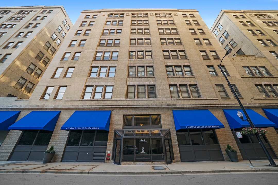 640 S Federal St in Chicago, IL - Building Photo