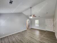 707 Cloverdale Dr photo'