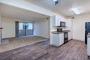 Meadows II Apartment Homes in Reno, NV - Building Photo