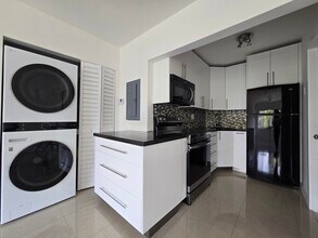 201 SE 6th Ave in Pompano Beach, FL - Building Photo - Building Photo