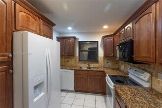 2700 N Seacrest Blvd in Boynton Beach, FL - Building Photo - Building Photo