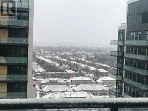 75 Oneida Crescent in Richmond Hill, ON - Building Photo - Building Photo