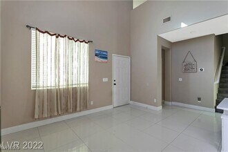9628 Gisborn Dr in Las Vegas, NV - Building Photo - Building Photo