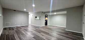 4440 Flowerdale Ave in Dayton, OH - Building Photo