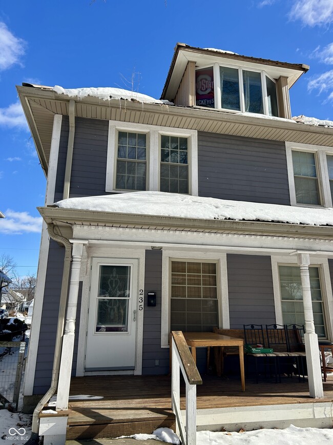 property at 235 N Oxford St