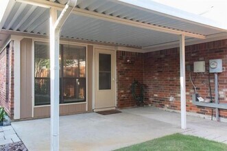 557 Grace Dr in Coppell, TX - Building Photo - Building Photo