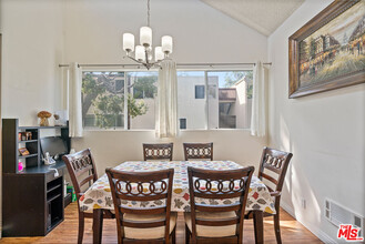 5950 Canterbury Dr-Unit -J219 in Culver City, CA - Building Photo - Building Photo