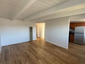 5300 School St in El Cerrito, CA - Building Photo