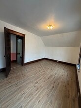 1121 Fairview Ave in Rockford, IL - Building Photo - Building Photo