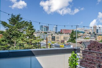 1507 E Spruce St in Seattle, WA - Building Photo - Building Photo